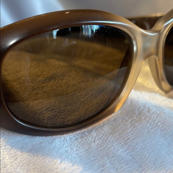 Genuine Vintage Fendi Sunglasses- Plastic Frame - Picture 8 of 16